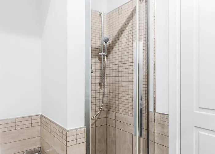 Numa Vici Aparthotel 4*