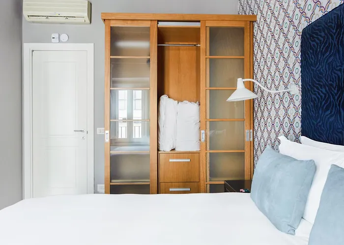 Numa Vici Aparthotel Rome