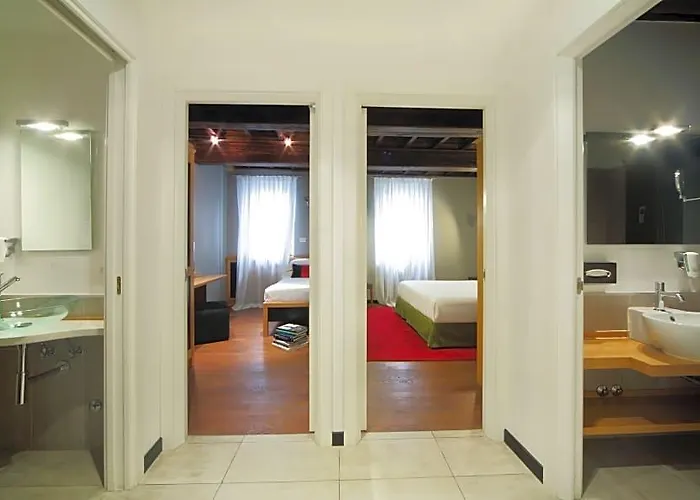 Numa Vici Aparthotel Rome